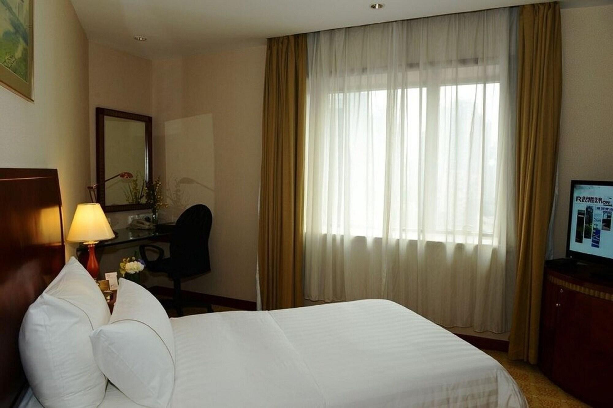 Jianguo Hotel Шанхай Экстерьер фото