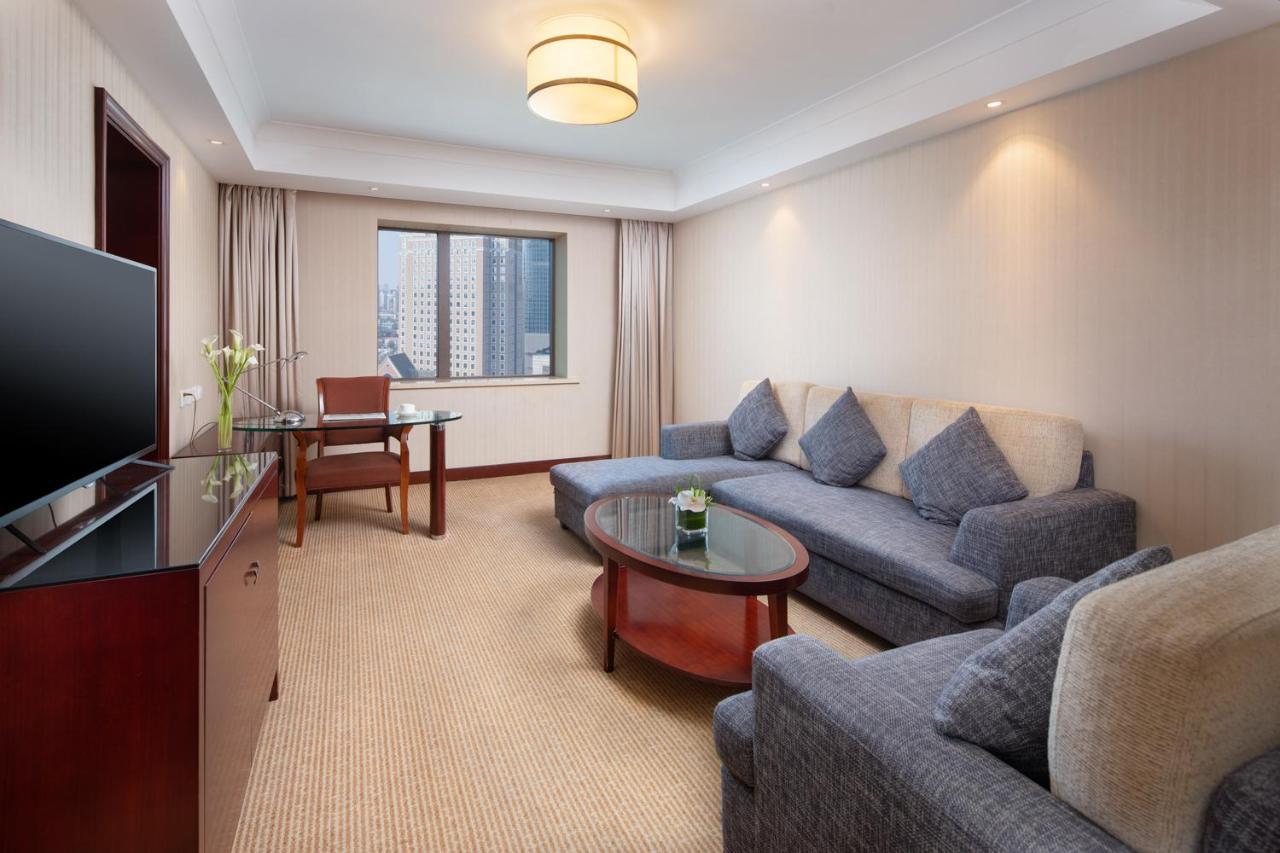 Jianguo Hotel Шанхай Экстерьер фото