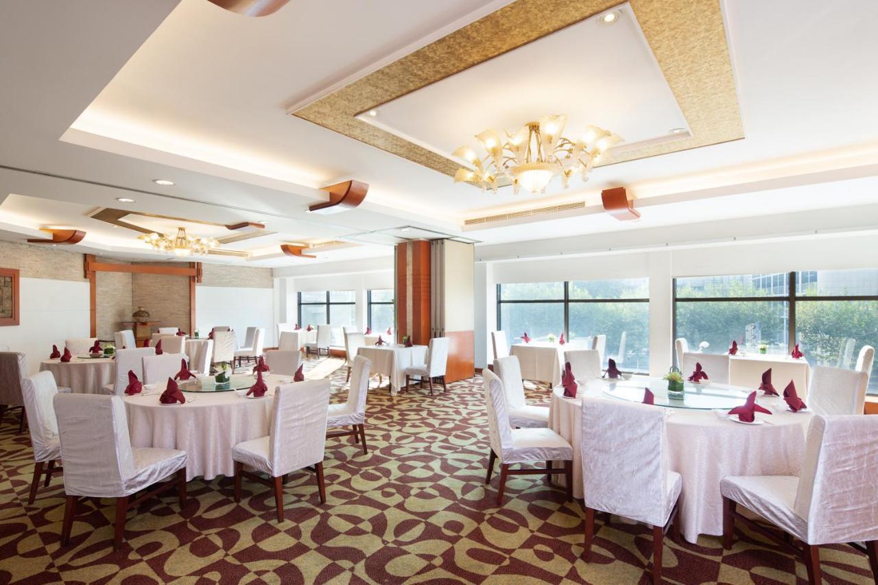 Jianguo Hotel Шанхай Экстерьер фото